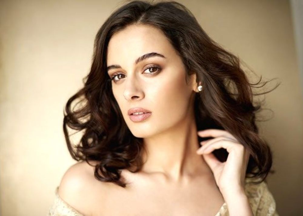 Evelyn Sharma Birthday